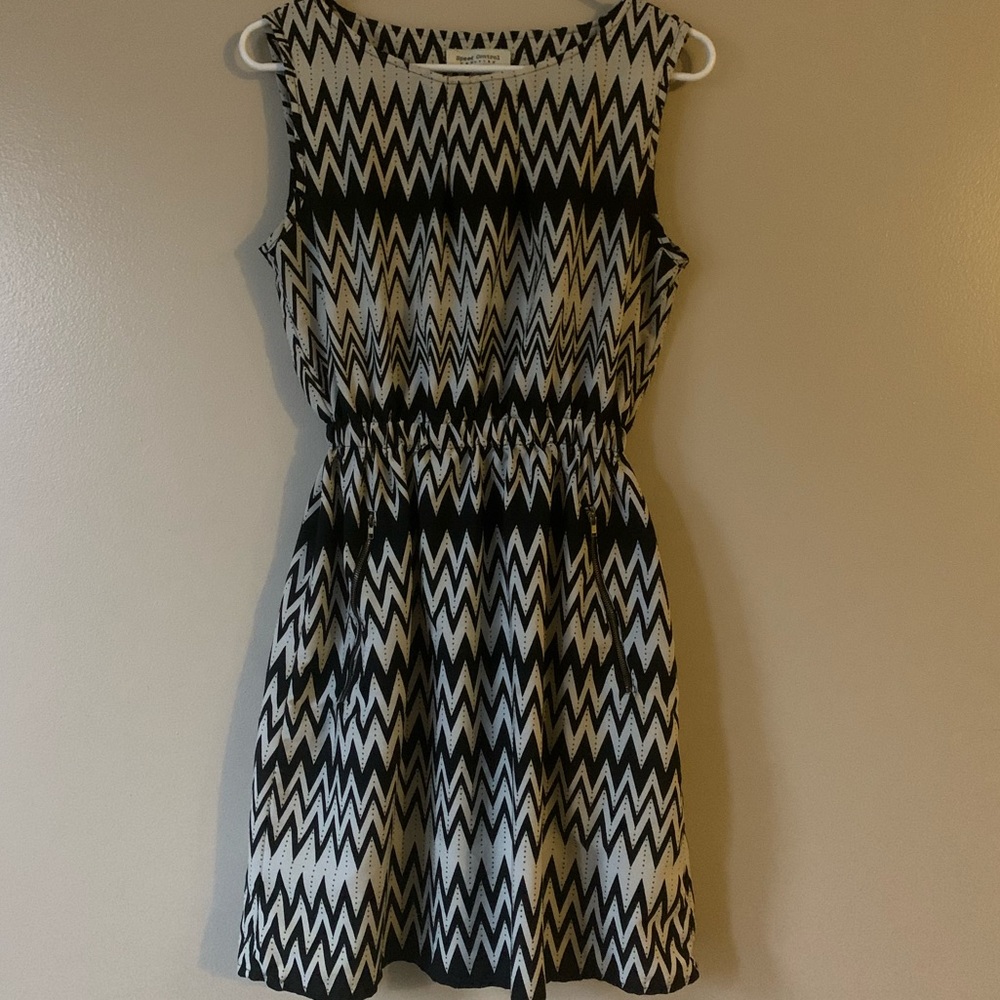 Black and tan summer dress 👗